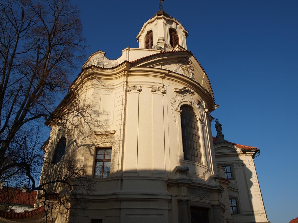 Hotel U Zvonu Kutná Hora Esterno foto