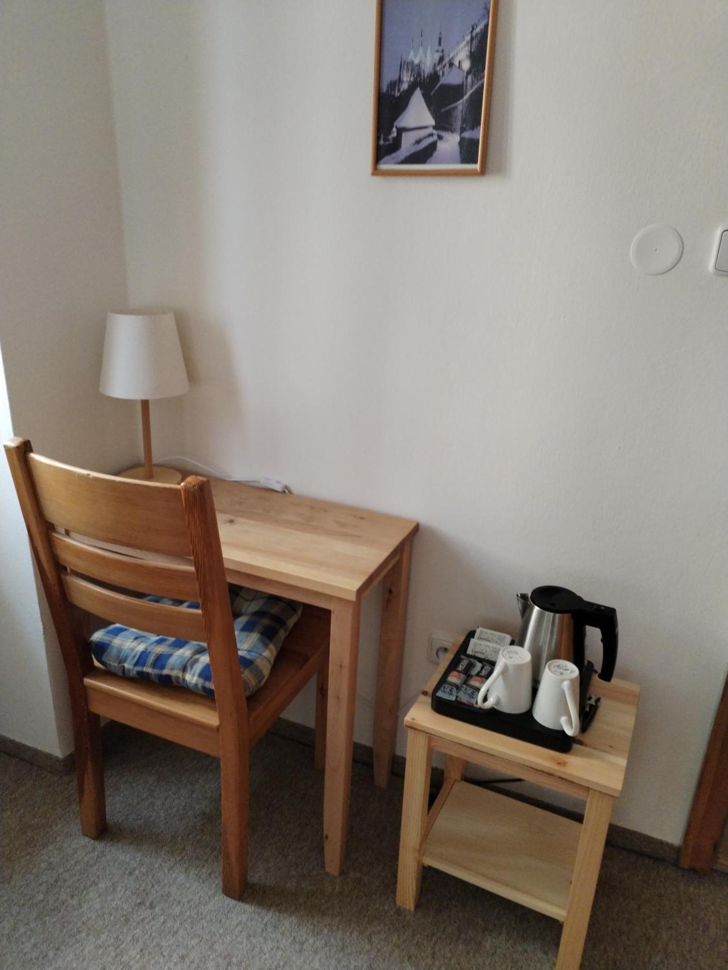 Hotel U Zvonu Kutná Hora Esterno foto