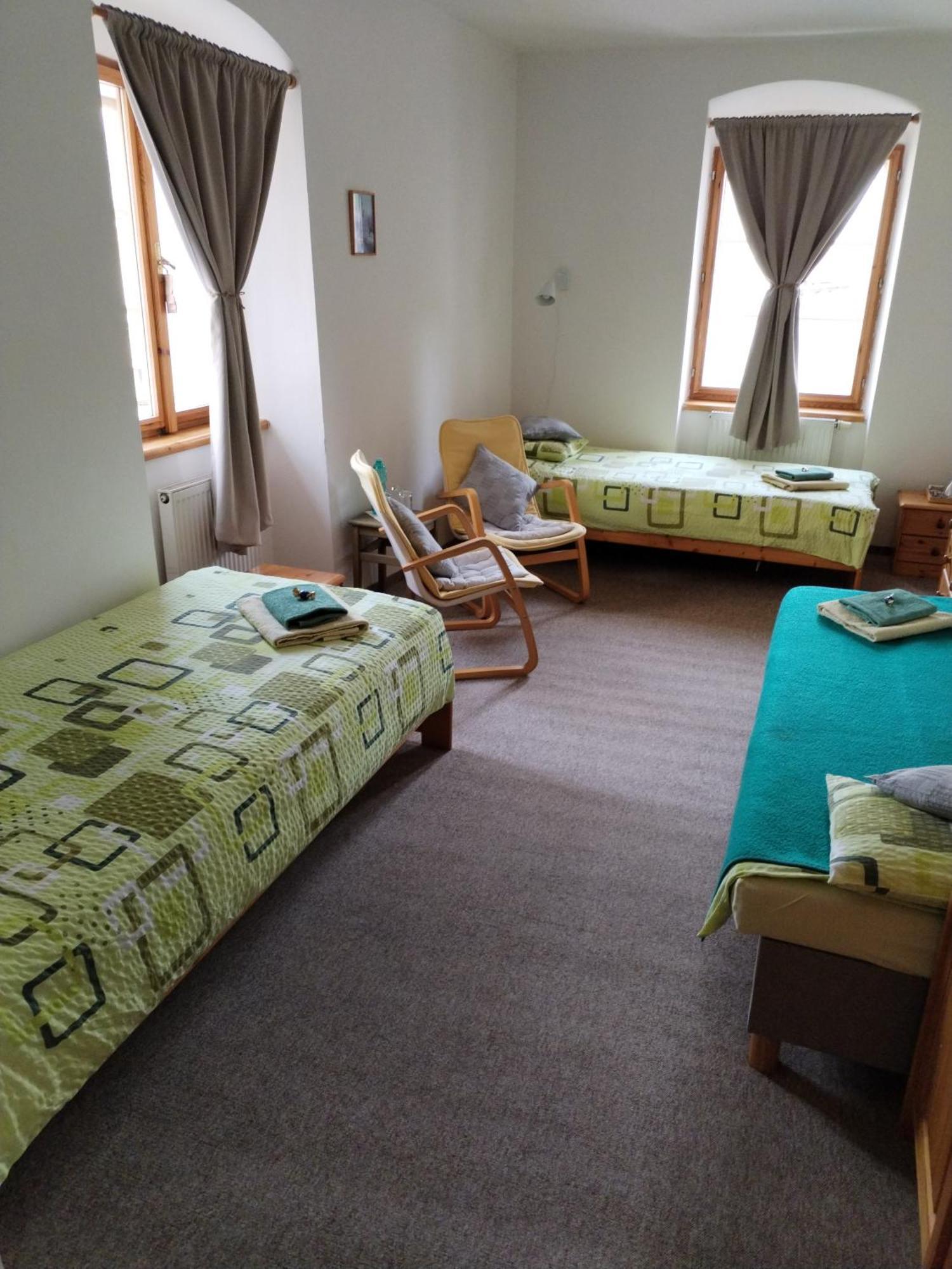 Hotel U Zvonu Kutná Hora Esterno foto